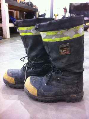 industrial safety footwear_electric safety gear